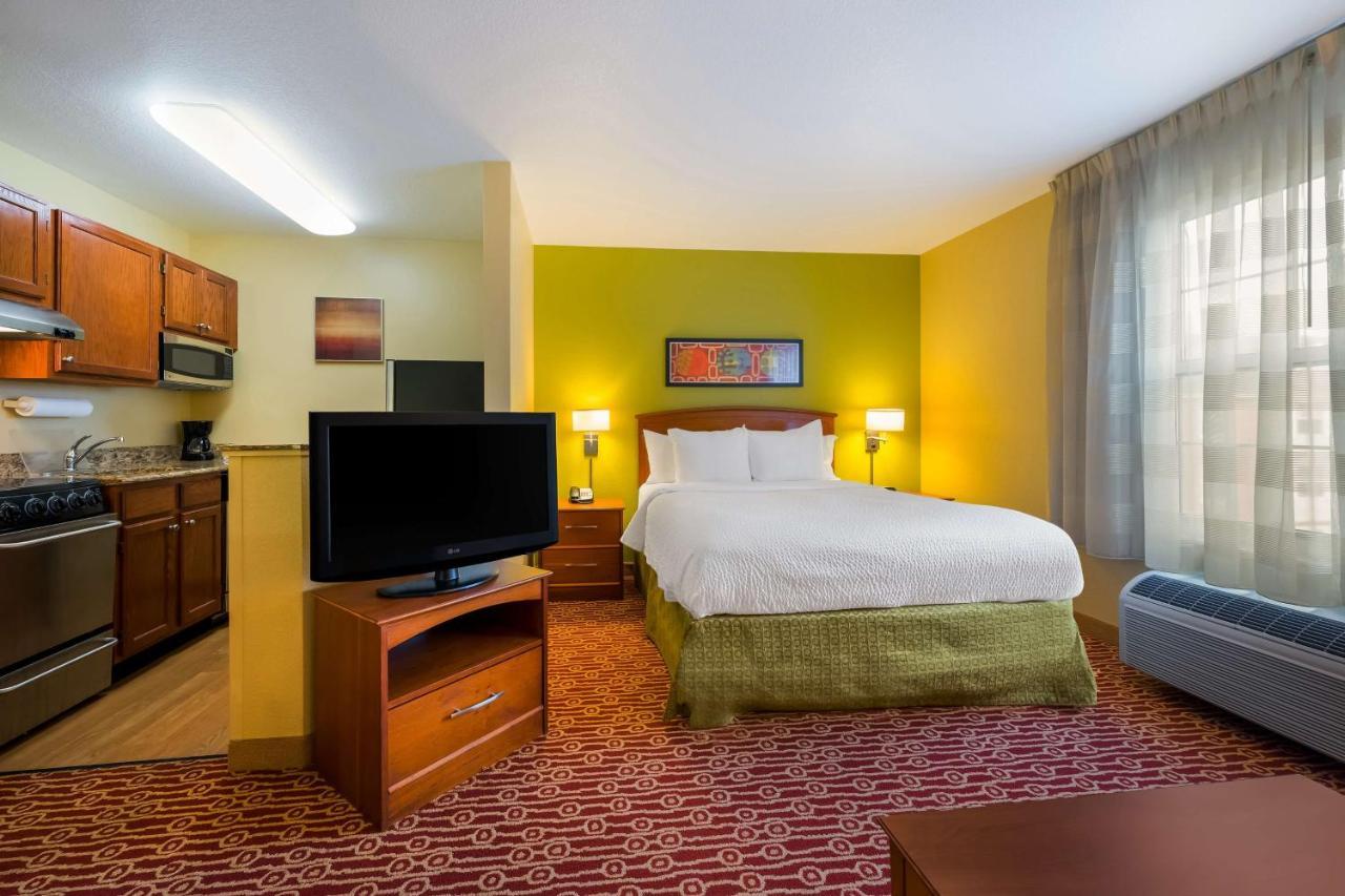 Sonesta Simply Suites Detroit Novi Exterior photo