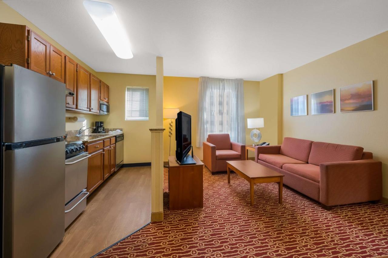 Sonesta Simply Suites Detroit Novi Exterior photo