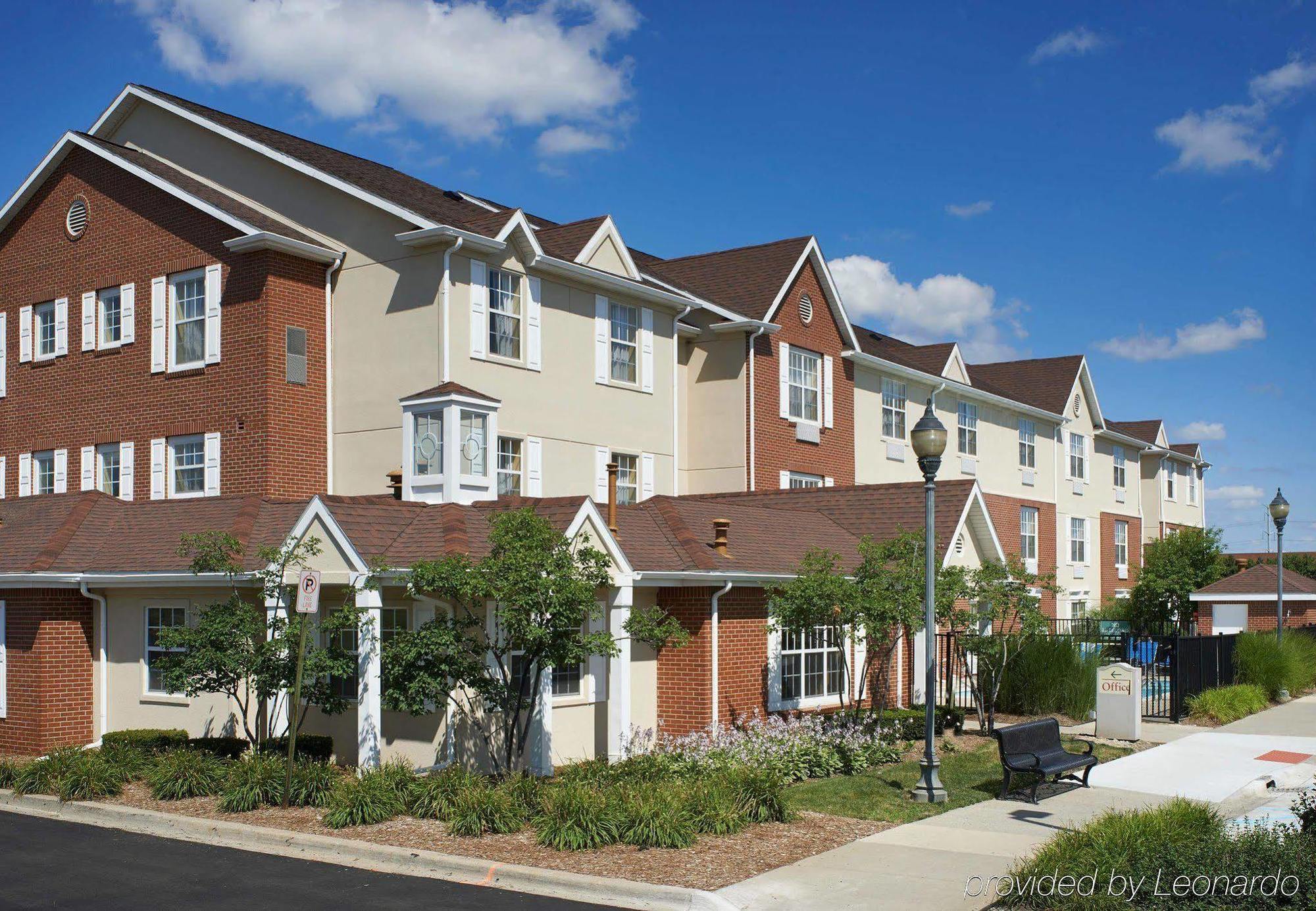 Sonesta Simply Suites Detroit Novi Exterior photo